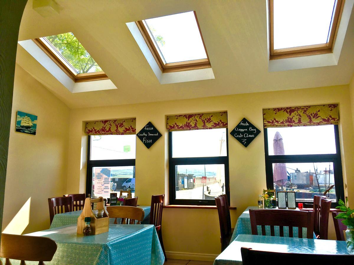 The Pier Bar , Cleggan Bed & Breakfast Dış mekan fotoğraf